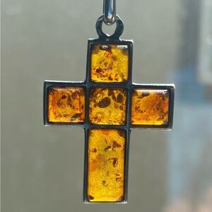 Vtg Estate Art Deco Sterling Silver Amber cross pendant and silver chain 925
